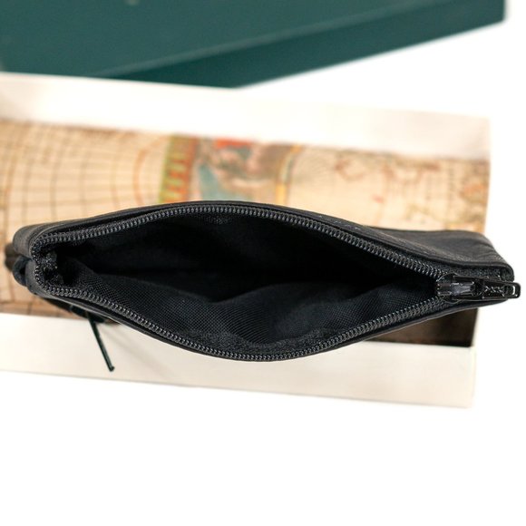 Levenger Bavarian Key & Coin Case Black Leather New in Box - Picture 6 of 6